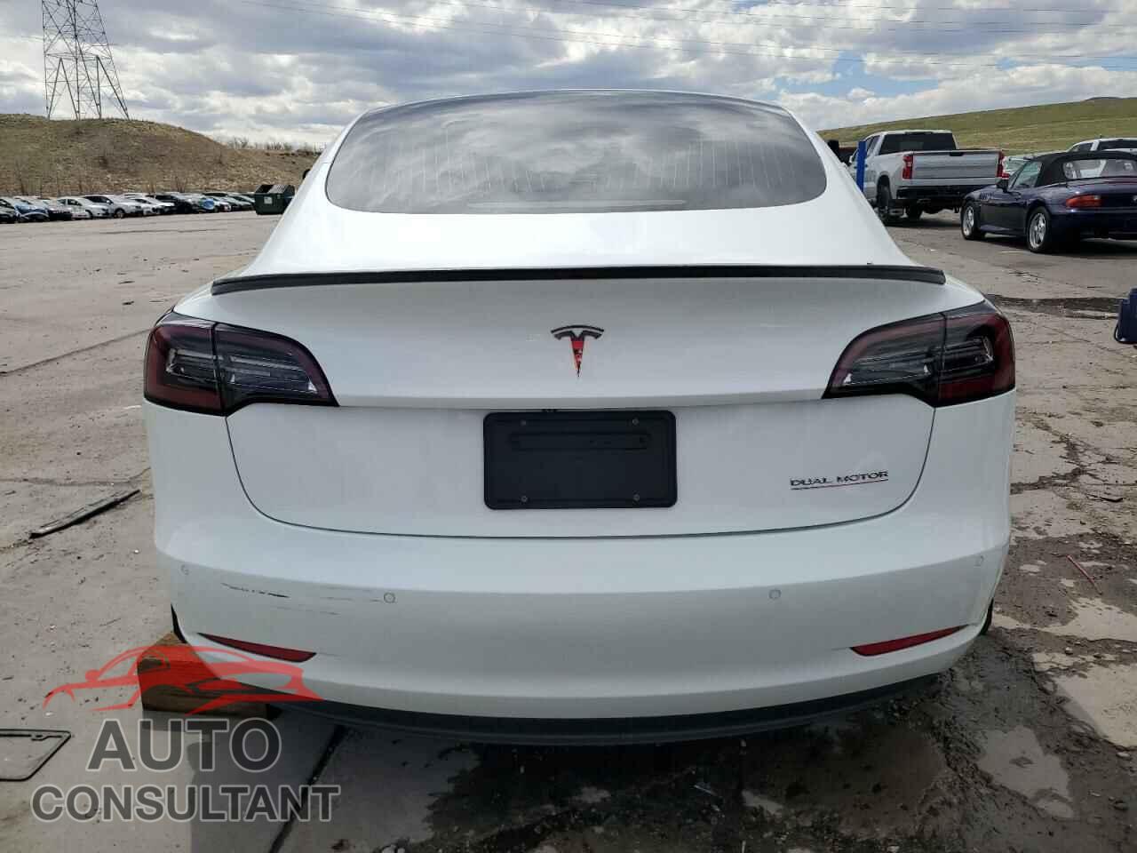TESLA MODEL 3 2020 - 5YJ3E1EC7LF627355