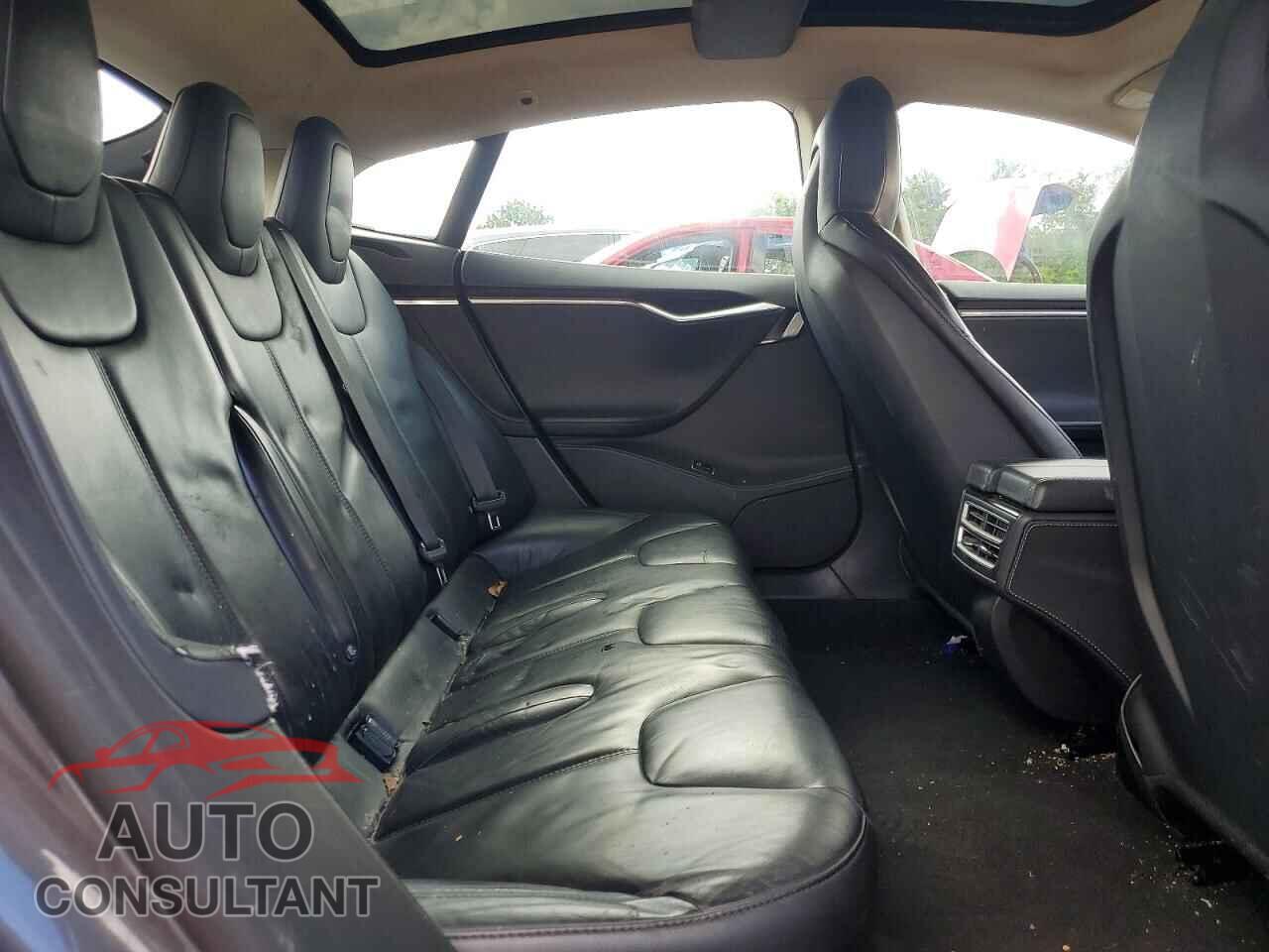 TESLA MODEL S 2014 - 5YJSA1H10EFP62522