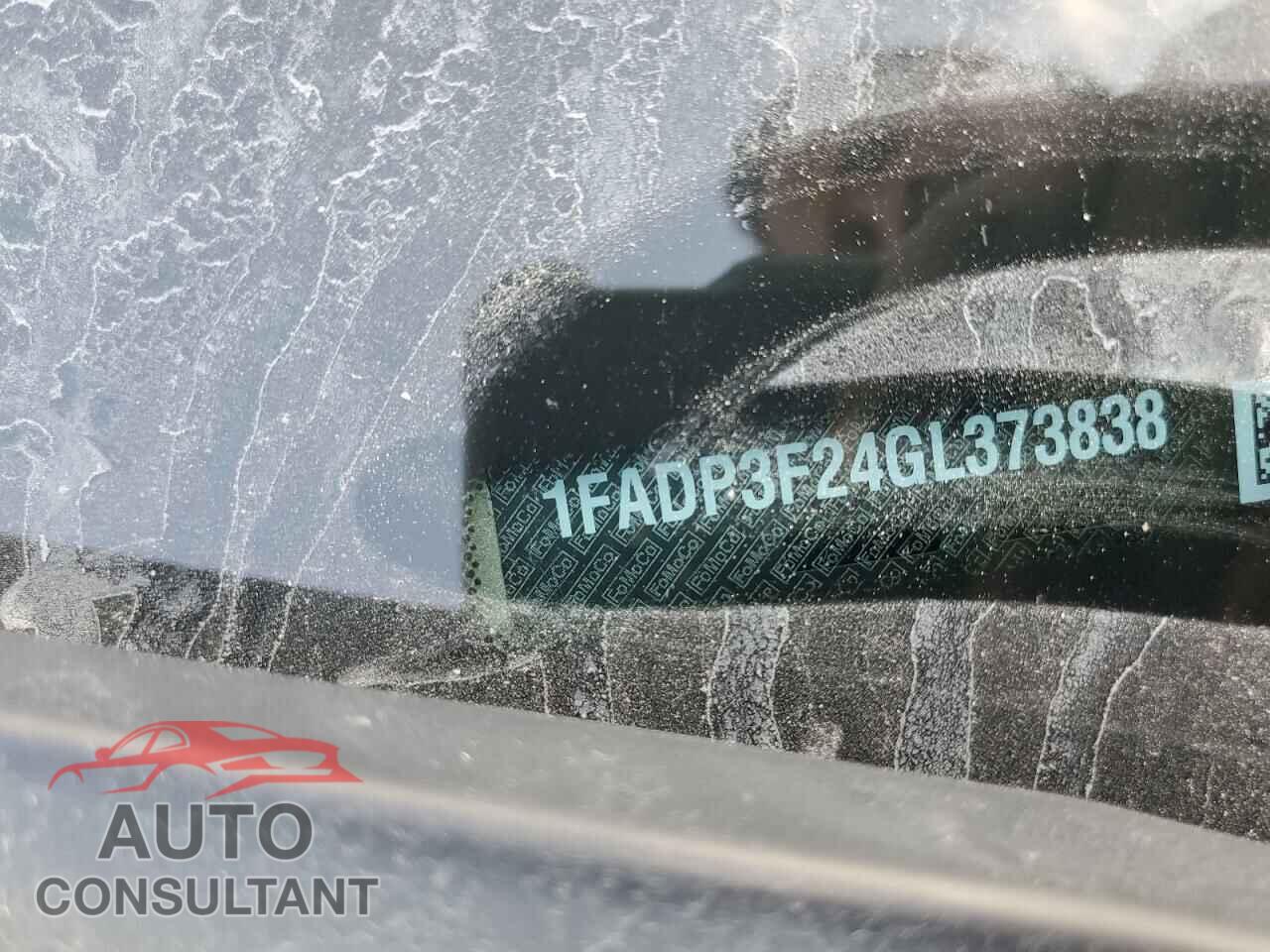 FORD FOCUS 2016 - 1FADP3F24GL373838