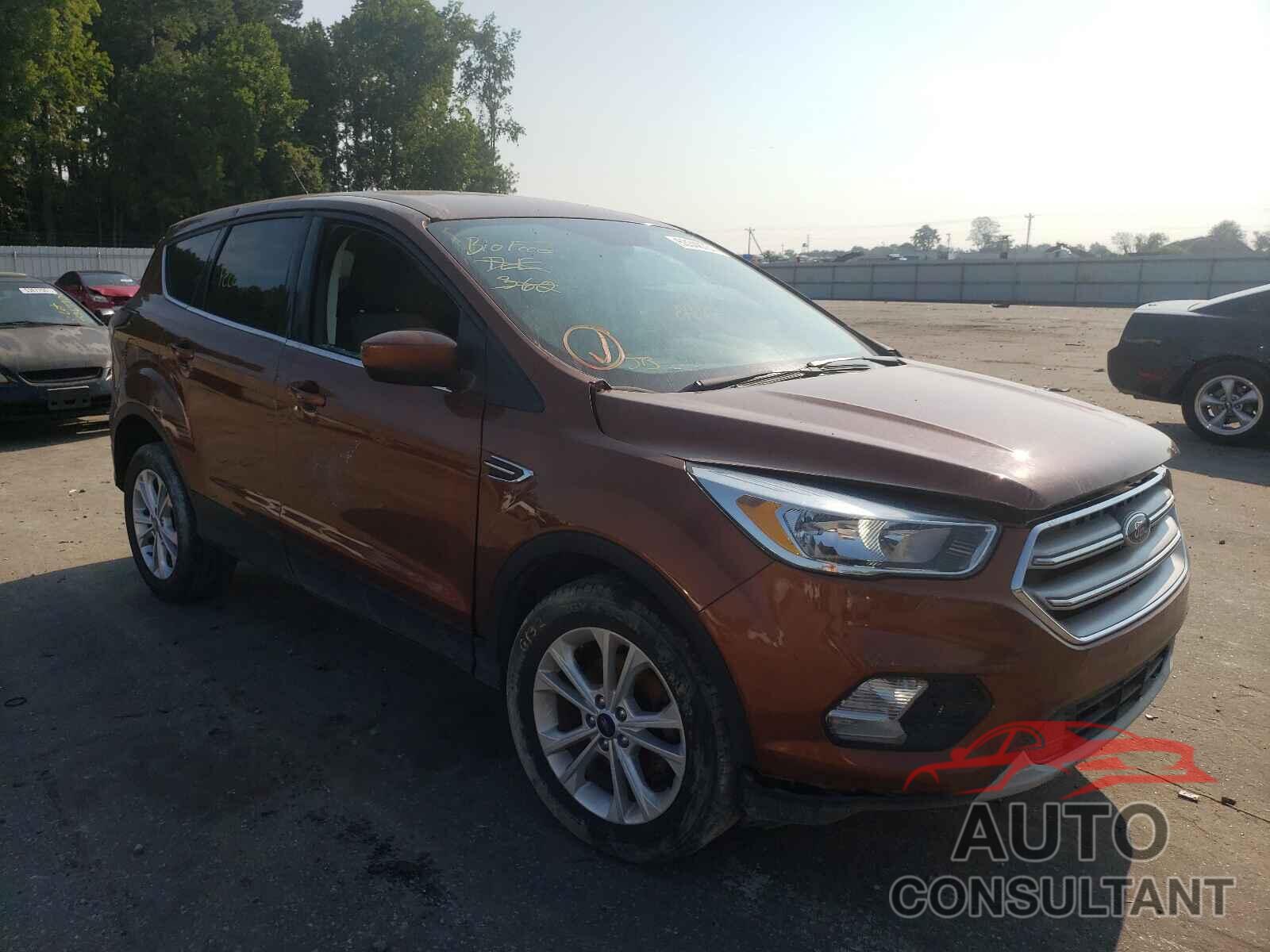 FORD ESCAPE 2017 - 1FMCU0GD9HUB41479
