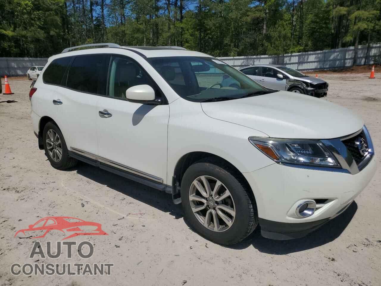 NISSAN PATHFINDER 2013 - 5N1AR2MMXDC680833