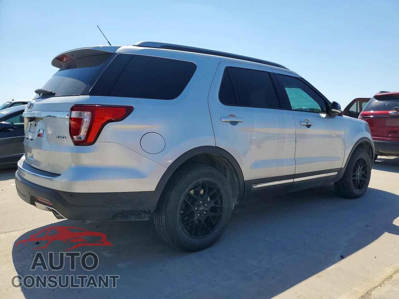 FORD EXPLORER 2018 - 1FM5K8D8XJGB37093