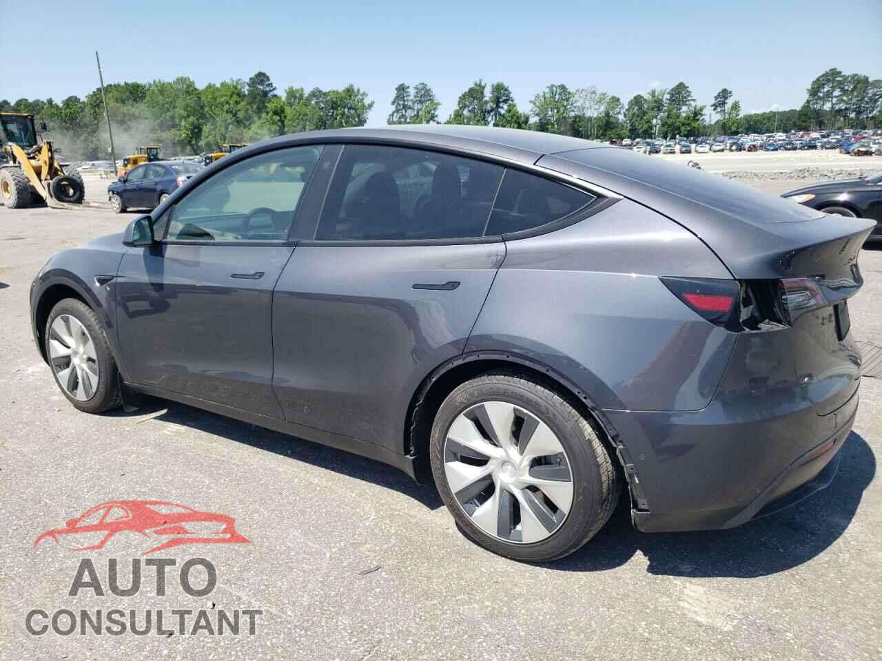 TESLA MODEL Y 2021 - 5YJYGDEEXMF242201