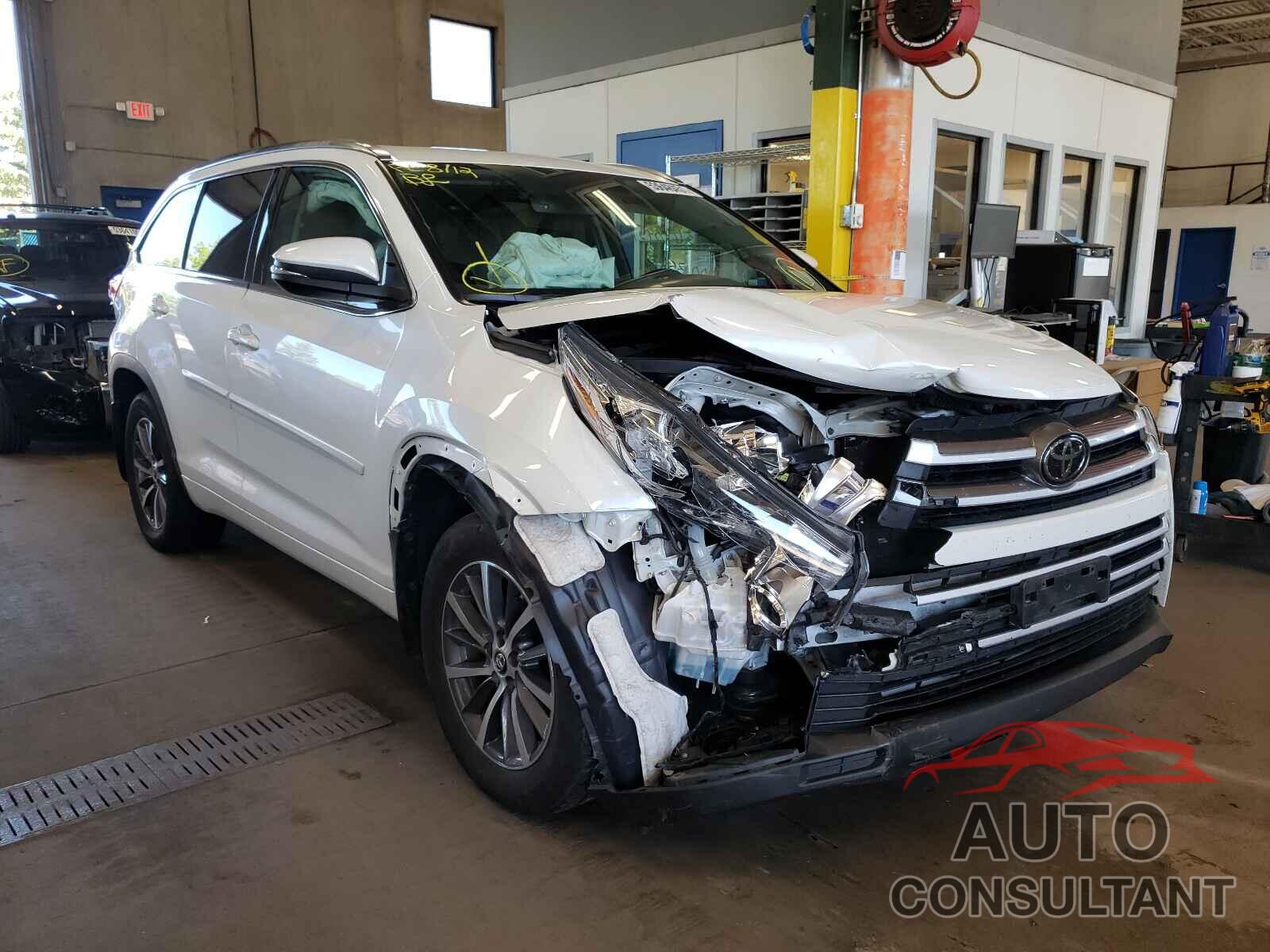 TOYOTA HIGHLANDER 2017 - 5TDJZRFH2HS359810
