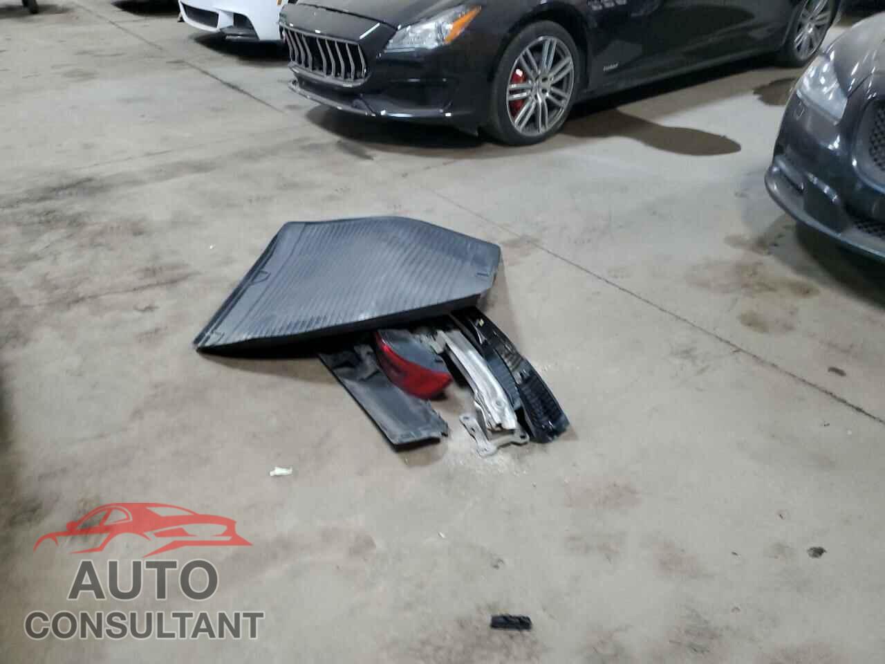 AUDI A4 2017 - WAUCNAF43HN025744