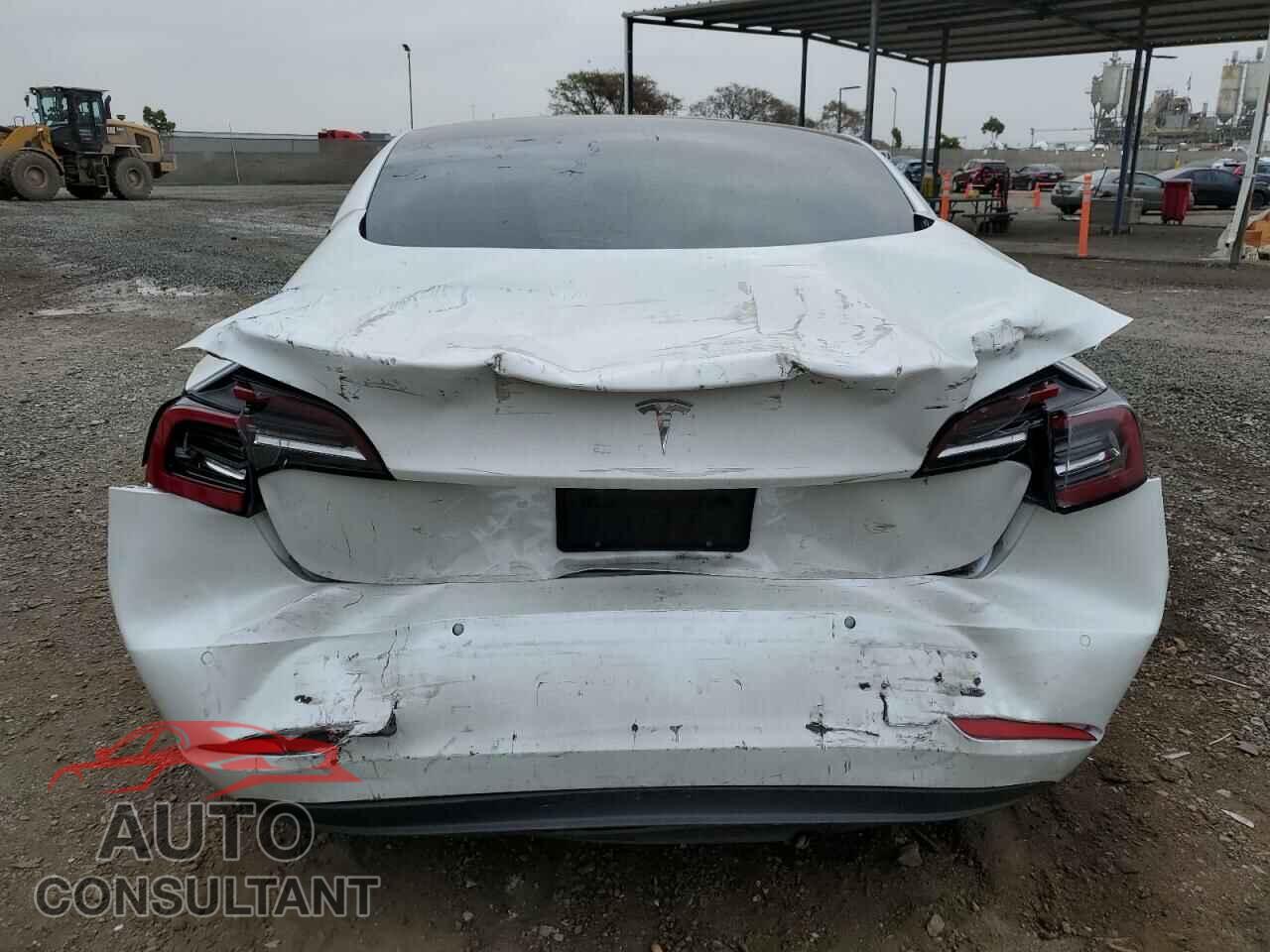TESLA MODEL 3 2021 - 5YJ3E1EA4MF985545