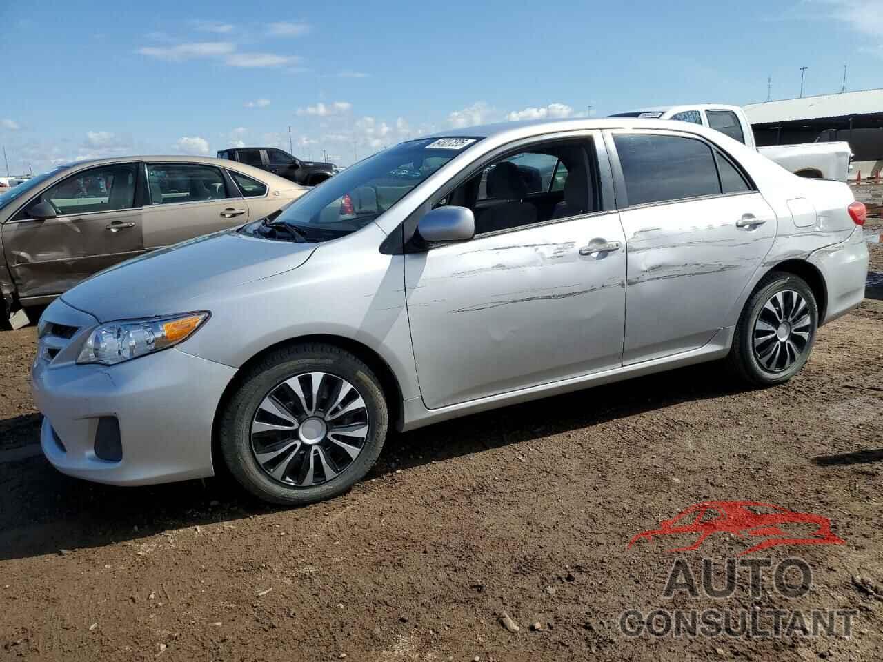 TOYOTA COROLLA 2012 - 2T1BU4EE1CC779847
