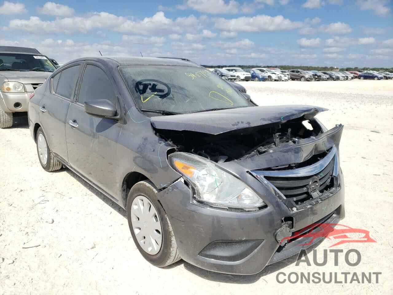 NISSAN VERSA 2019 - 3N1CN7AP3KL877190