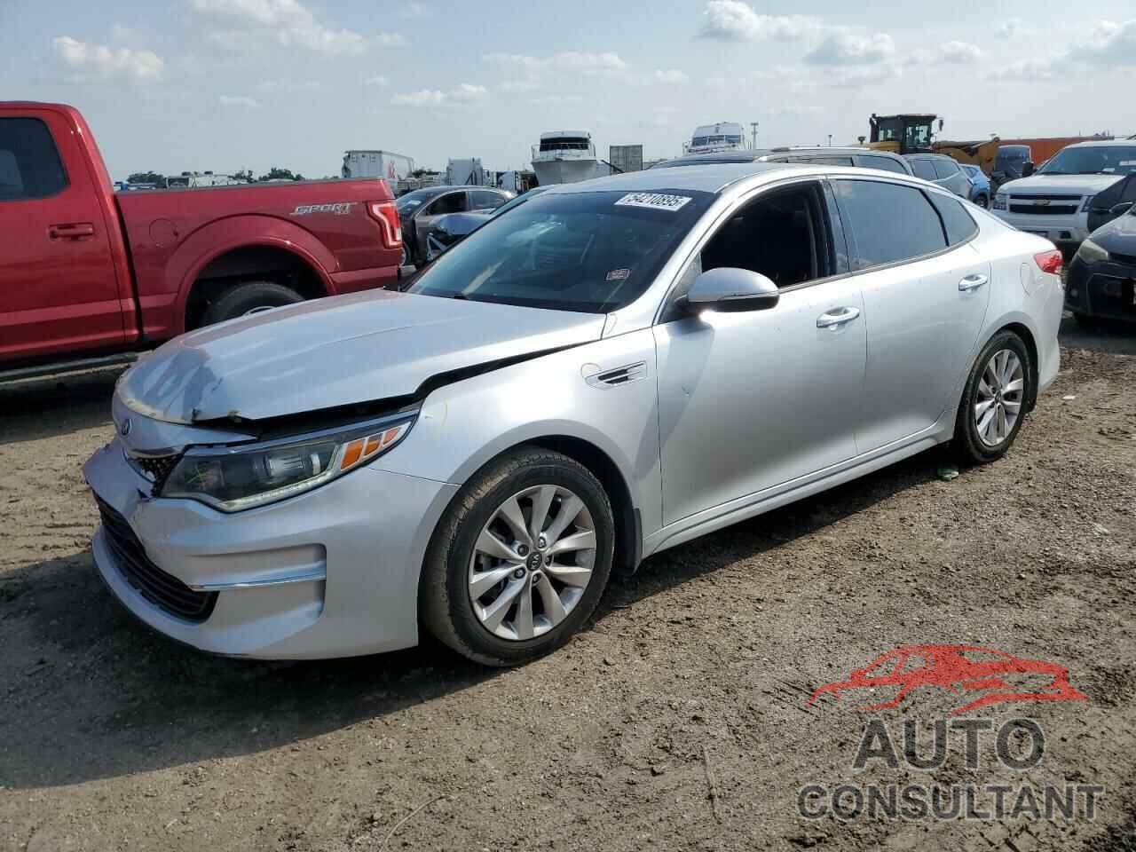 KIA OPTIMA 2018 - 5XXGU4L39JG223945