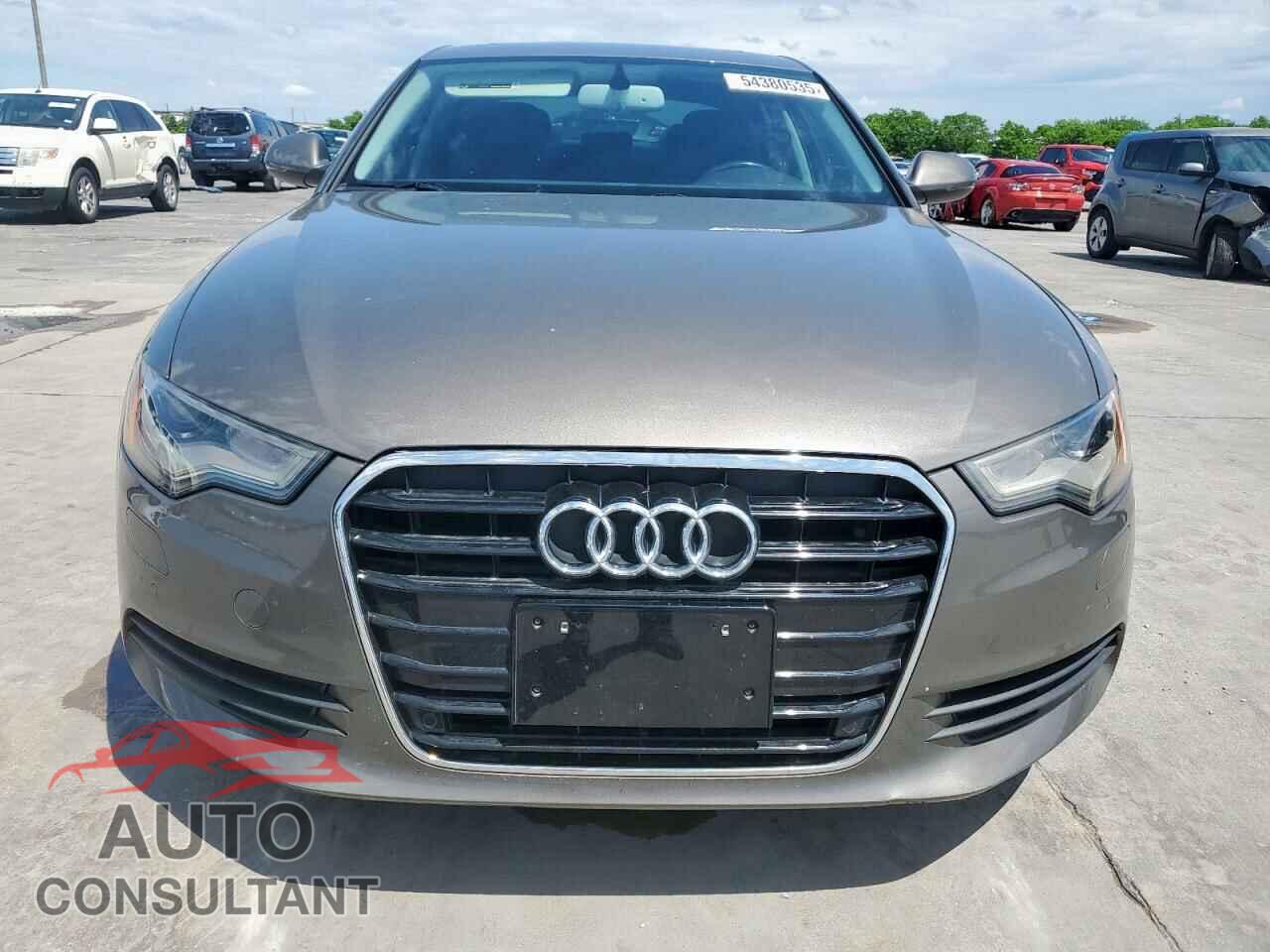 AUDI A6 2012 - WAUDFAFC5CN045169