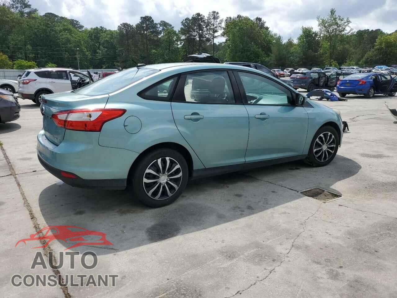 FORD FOCUS 2012 - 1FAHP3F23CL125883