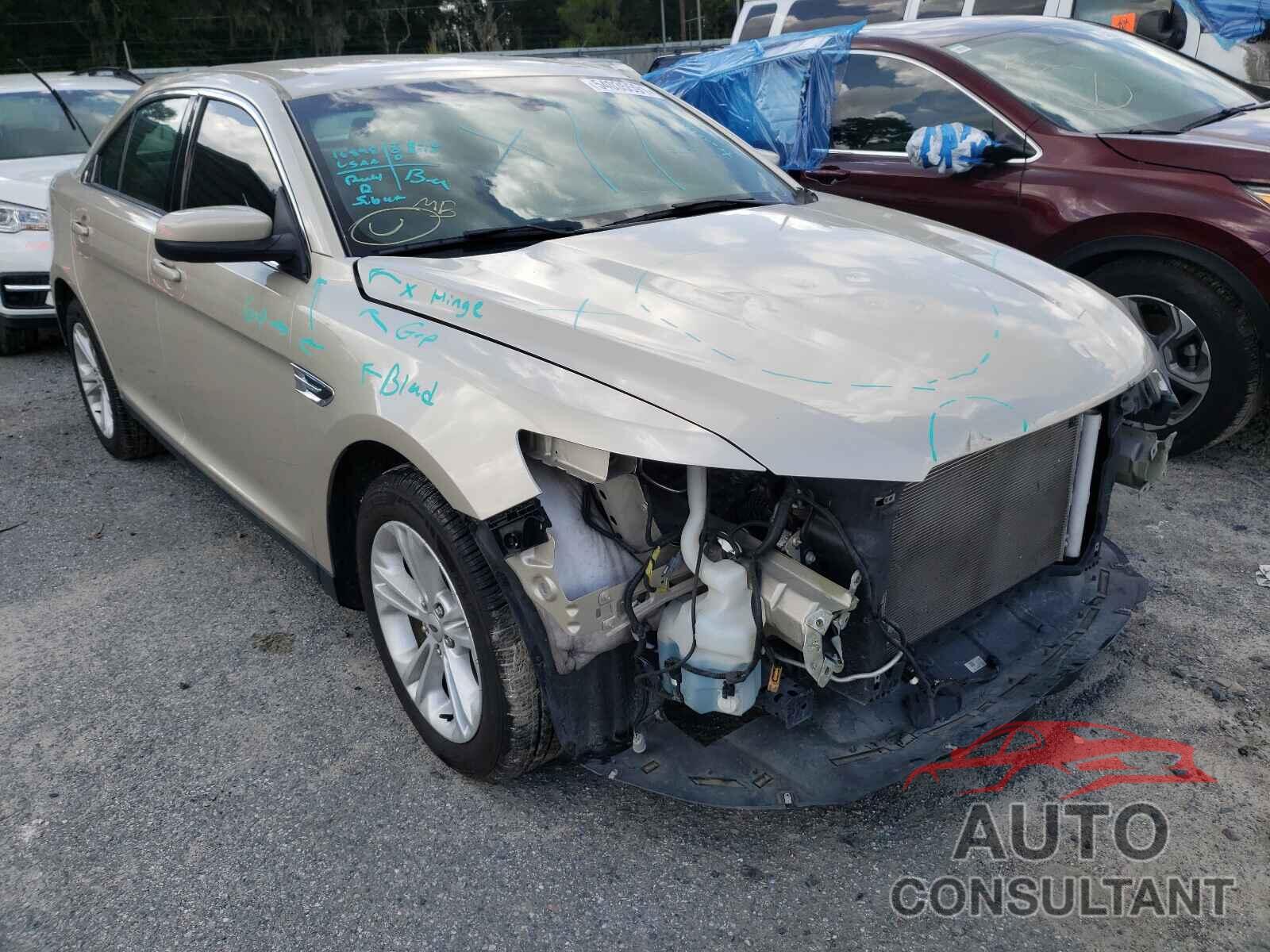 FORD TAURUS 2018 - 1FAHP2E83JG137389