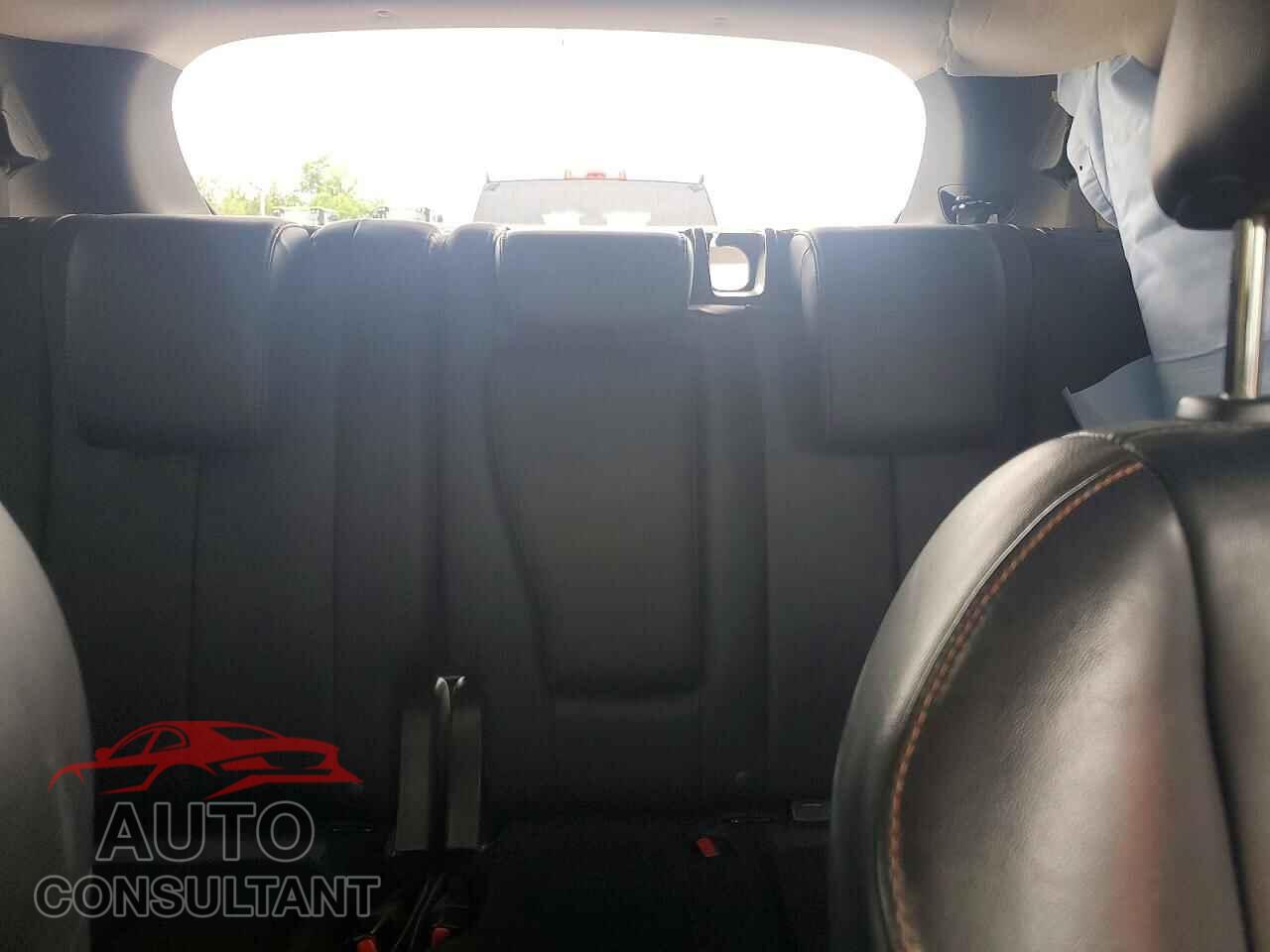 MITSUBISHI ECLIPSE 2018 - JA4AT5AA7JZ065578