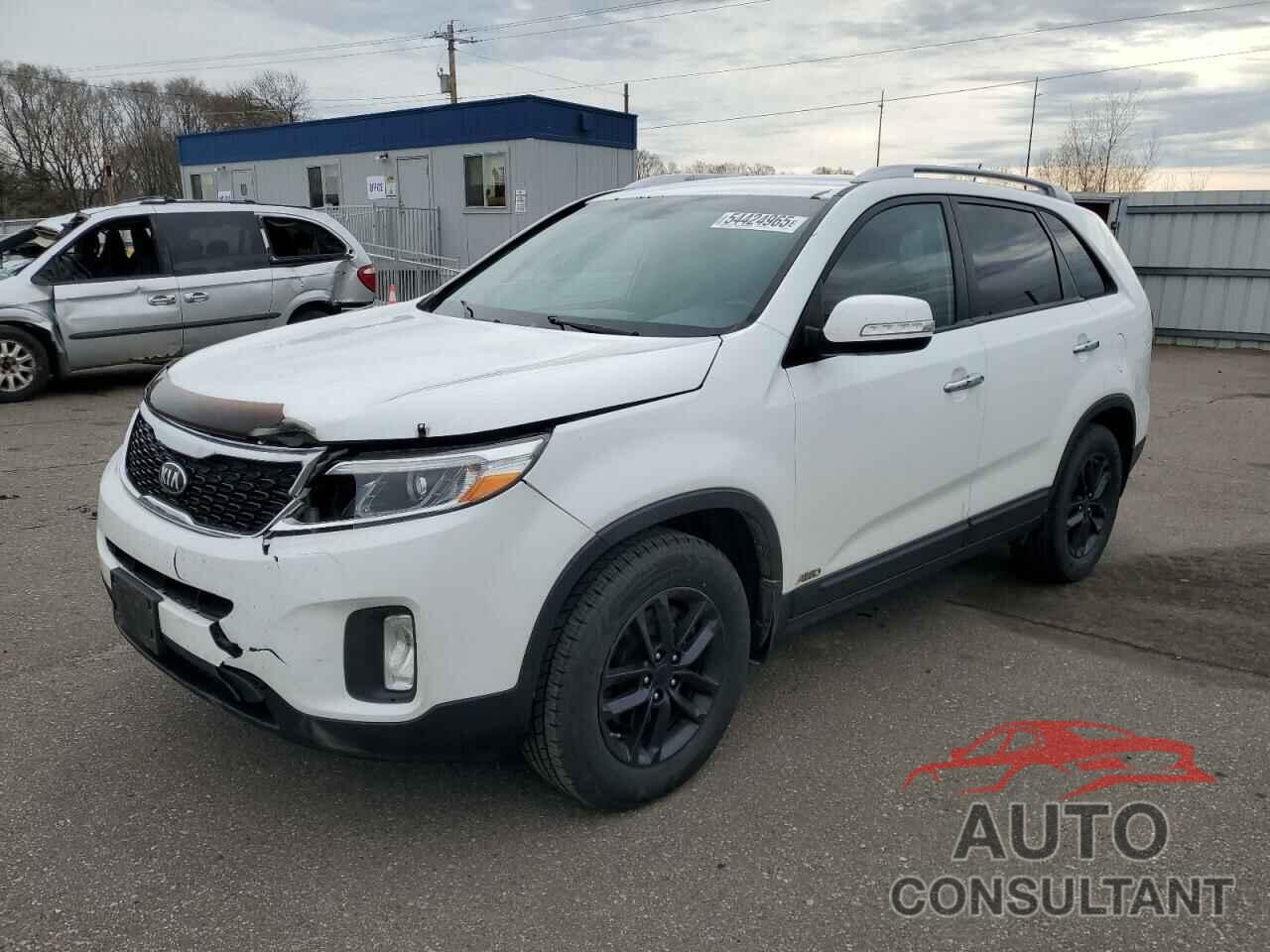 KIA SORENTO 2015 - 5XYKTCA64FG652286