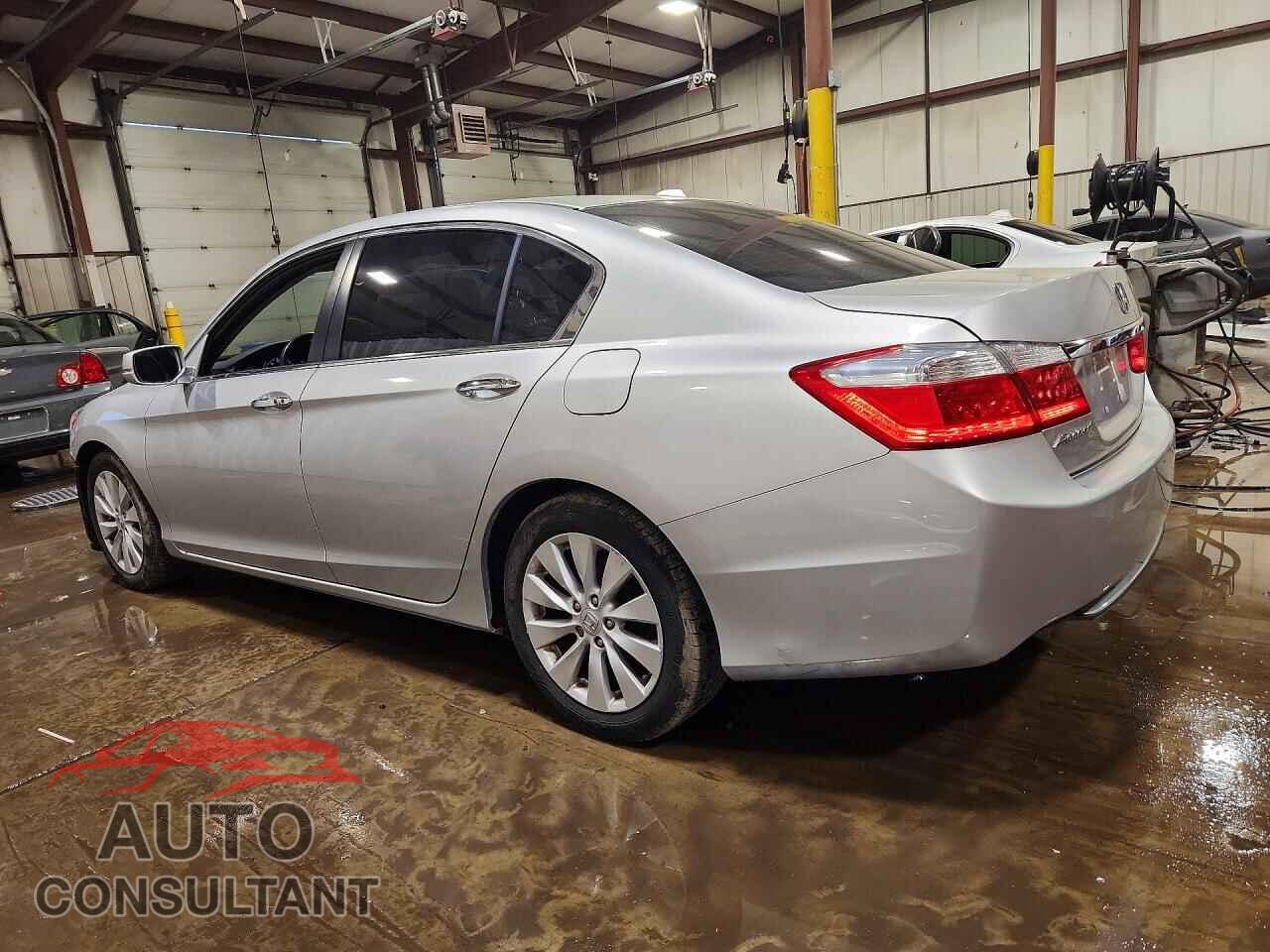 HONDA ACCORD 2015 - 1HGCR2F82FA081700