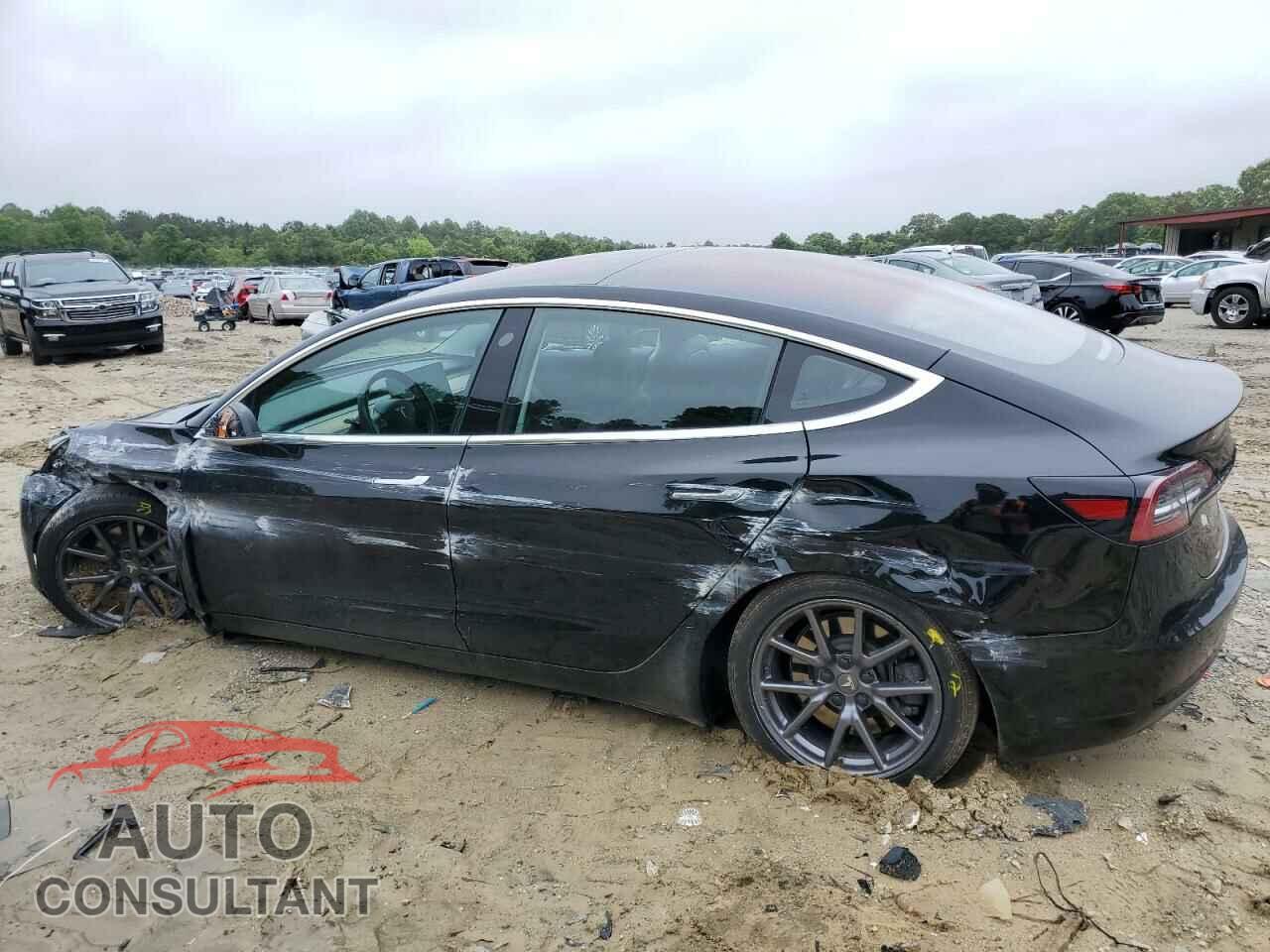 TESLA MODEL 3 2018 - 5YJ3E1EA0JF028048