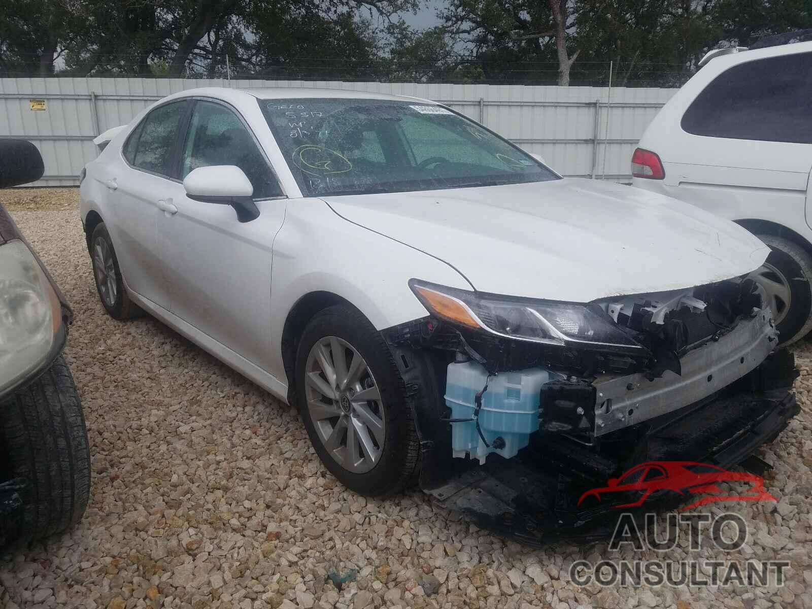 TOYOTA CAMRY 2021 - 4T1C11AK9MU581685