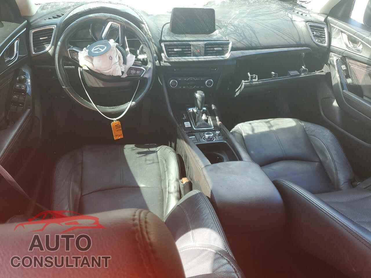 MAZDA 3 2017 - 3MZBN1M31HM137748