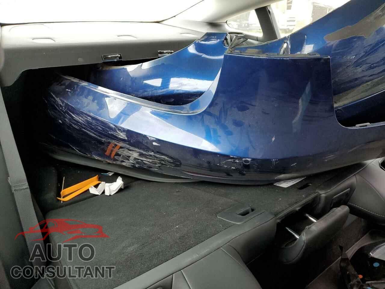 TESLA MODEL 3 2020 - 5YJ3E1EB3LF635752