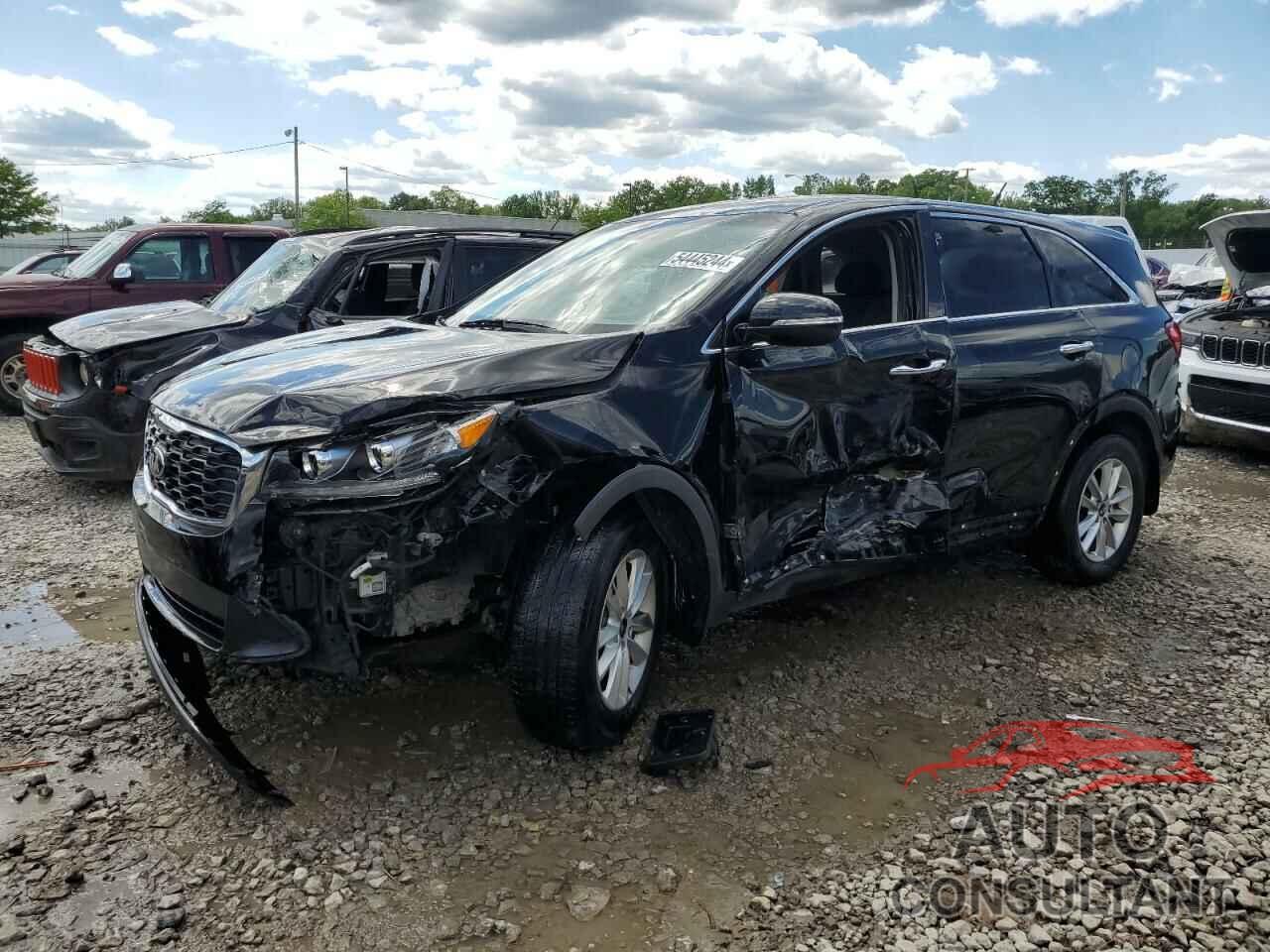 KIA SORENTO 2019 - 5XYPG4A35KG521805