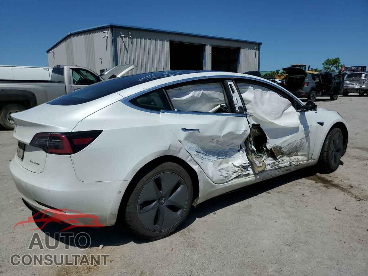 TESLA MODEL 3 2020 - 5YJ3E1EB0LF618987