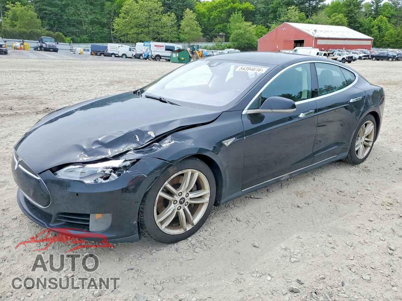 TESLA MODEL S 2015 - 5YJSA1E26FF115136