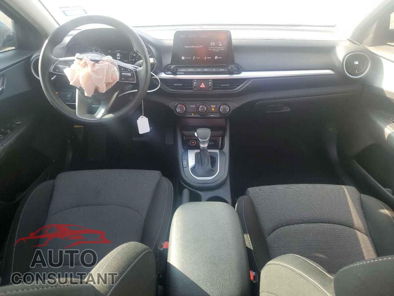 KIA FORTE 2023 - 3KPF24AD3PE648981