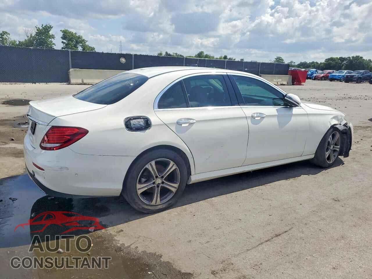 MERCEDES-BENZ E-CLASS 2017 - WDDZF4JB2HA104451