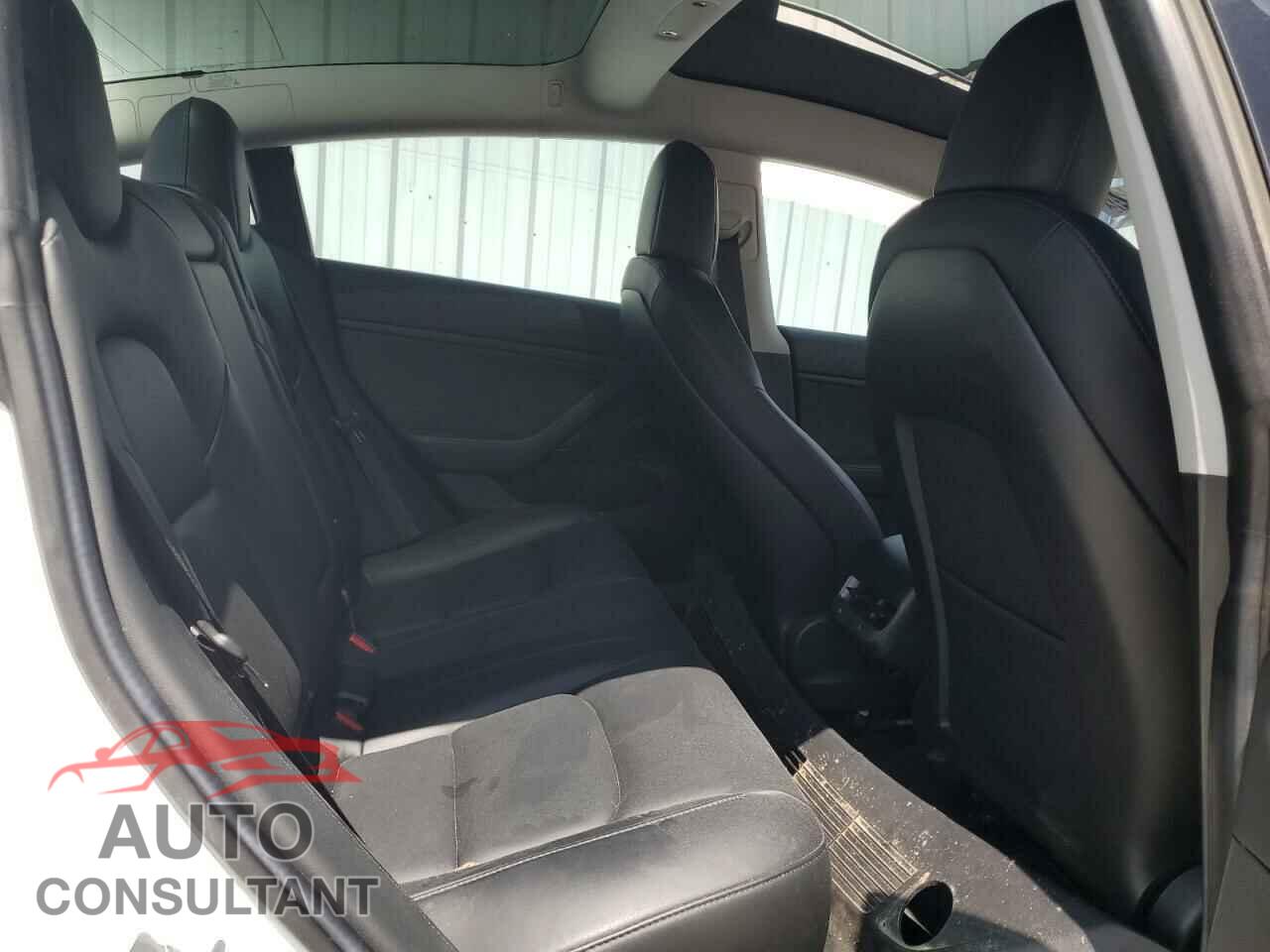 TESLA MODEL 3 2019 - 5YJ3E1EA4KF464712