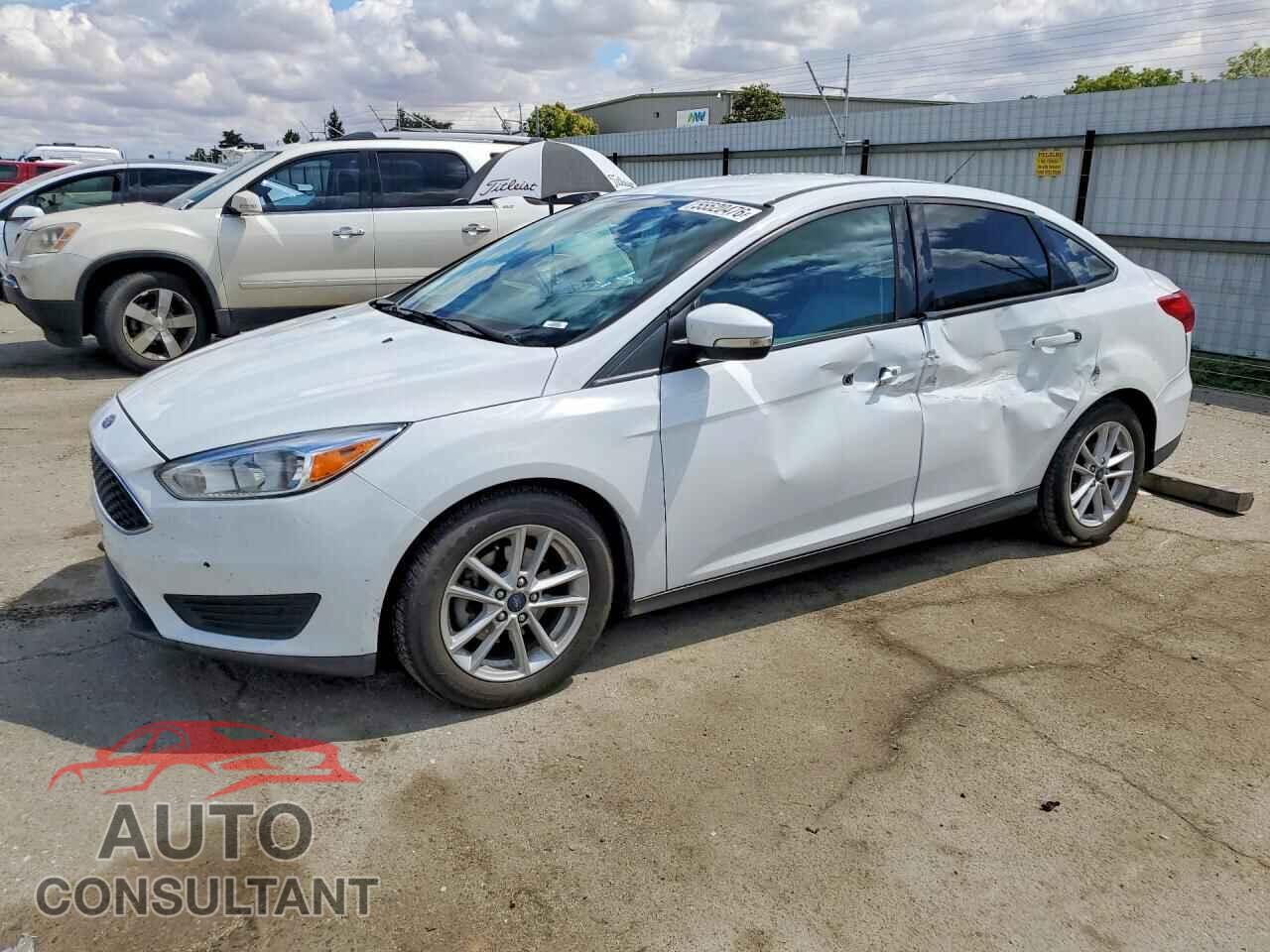 FORD FOCUS 2017 - 1FADP3F28HL223183