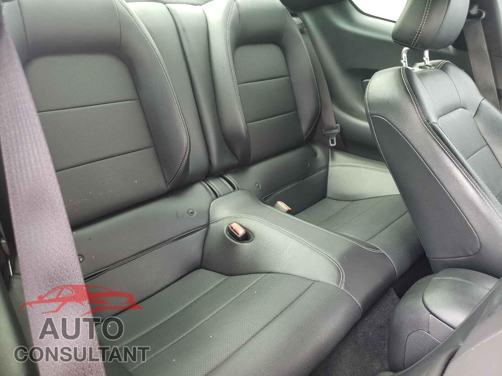 FORD MUSTANG 2017 - 1FA6P8CF8H5263989
