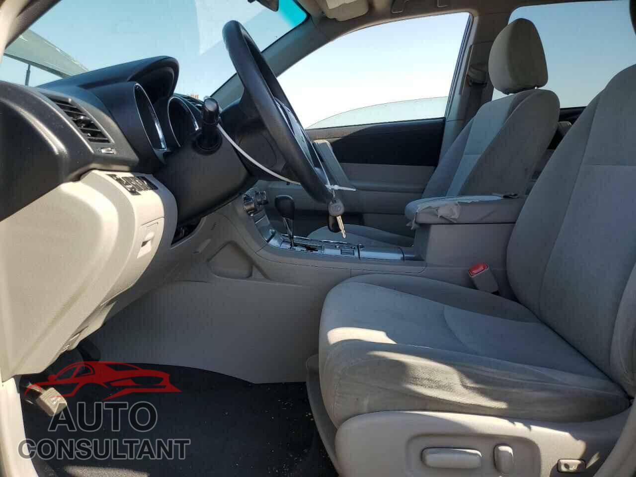 TOYOTA HIGHLANDER 2013 - 5TDZA3EH8DS038888