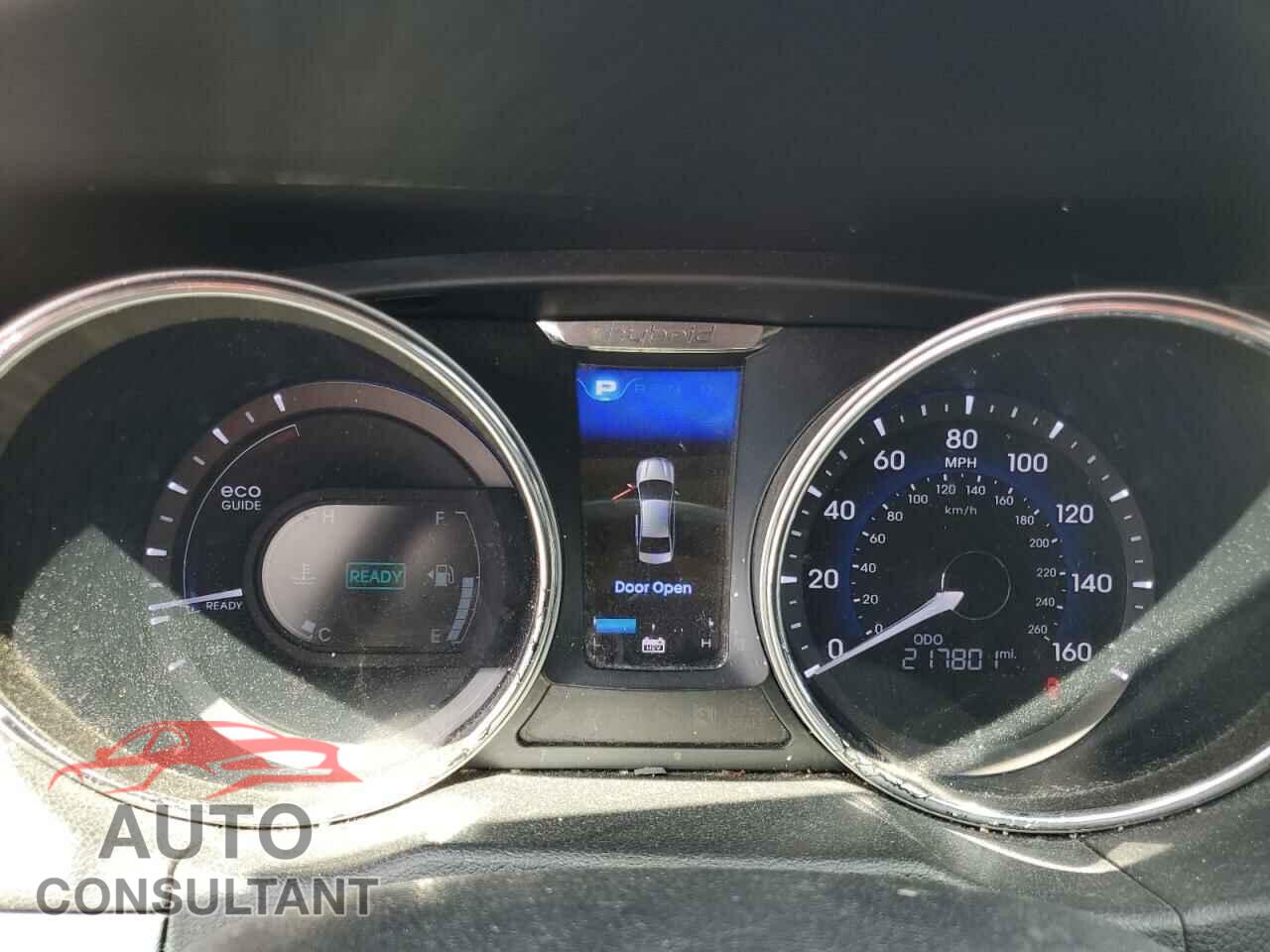 HYUNDAI SONATA 2012 - KMHEC4A43CA059186