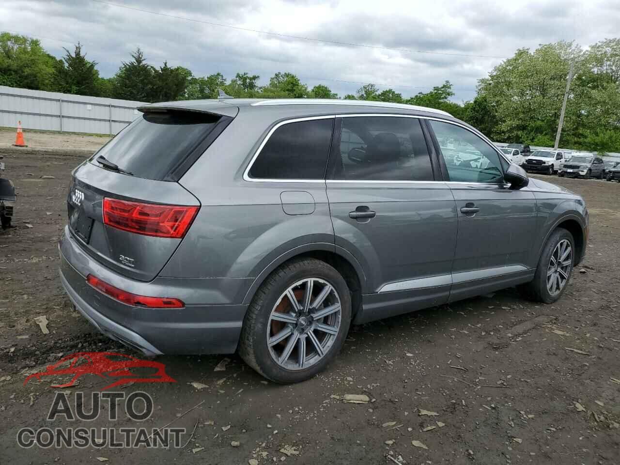 AUDI Q7 2017 - WA1LAAF76HD021812