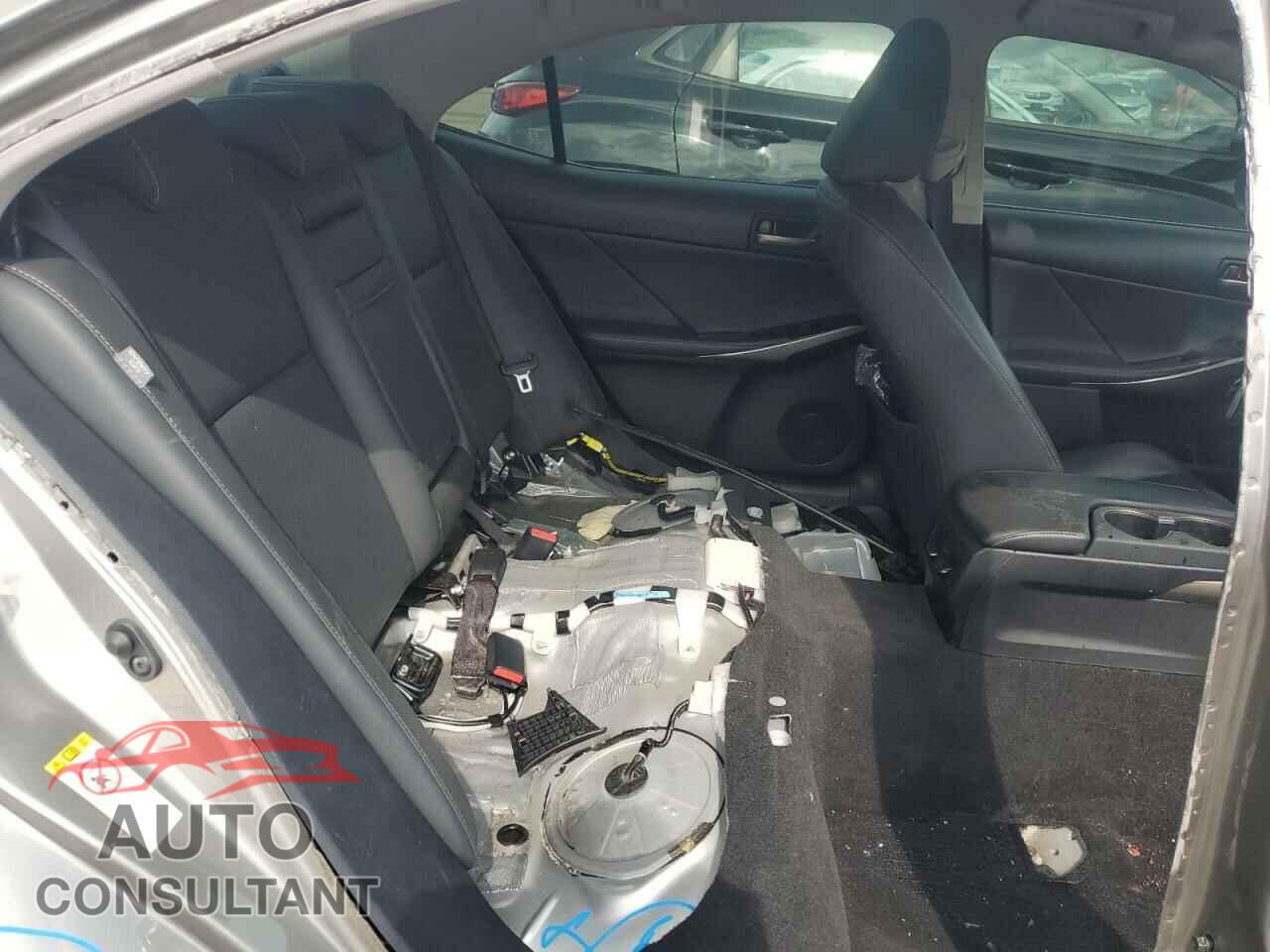 LEXUS IS 2017 - JTHCM1D20H5025318