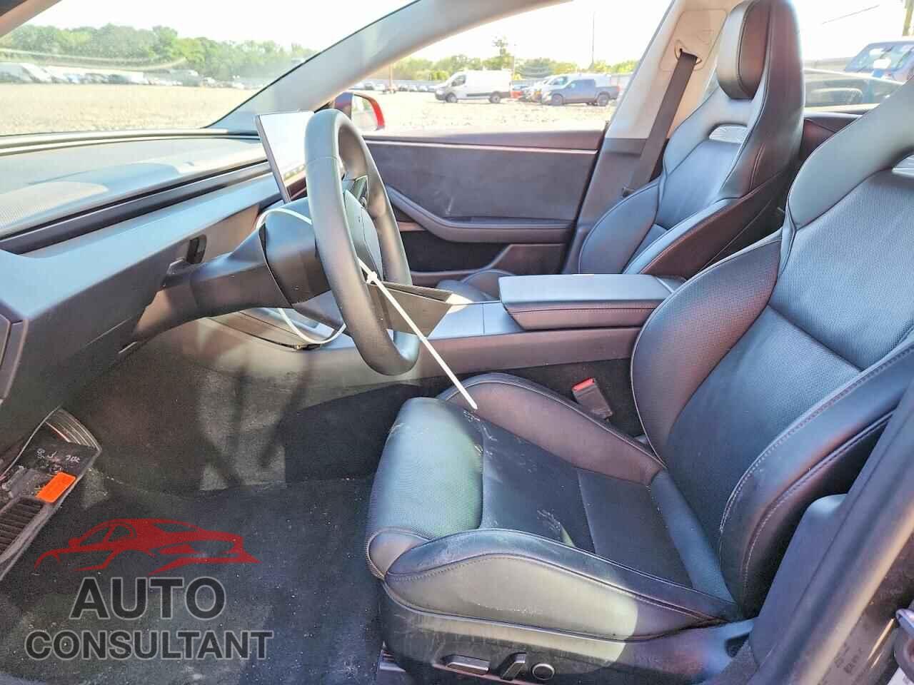 TESLA MODEL 3 2024 - 5YJ3E1ETXRF866035