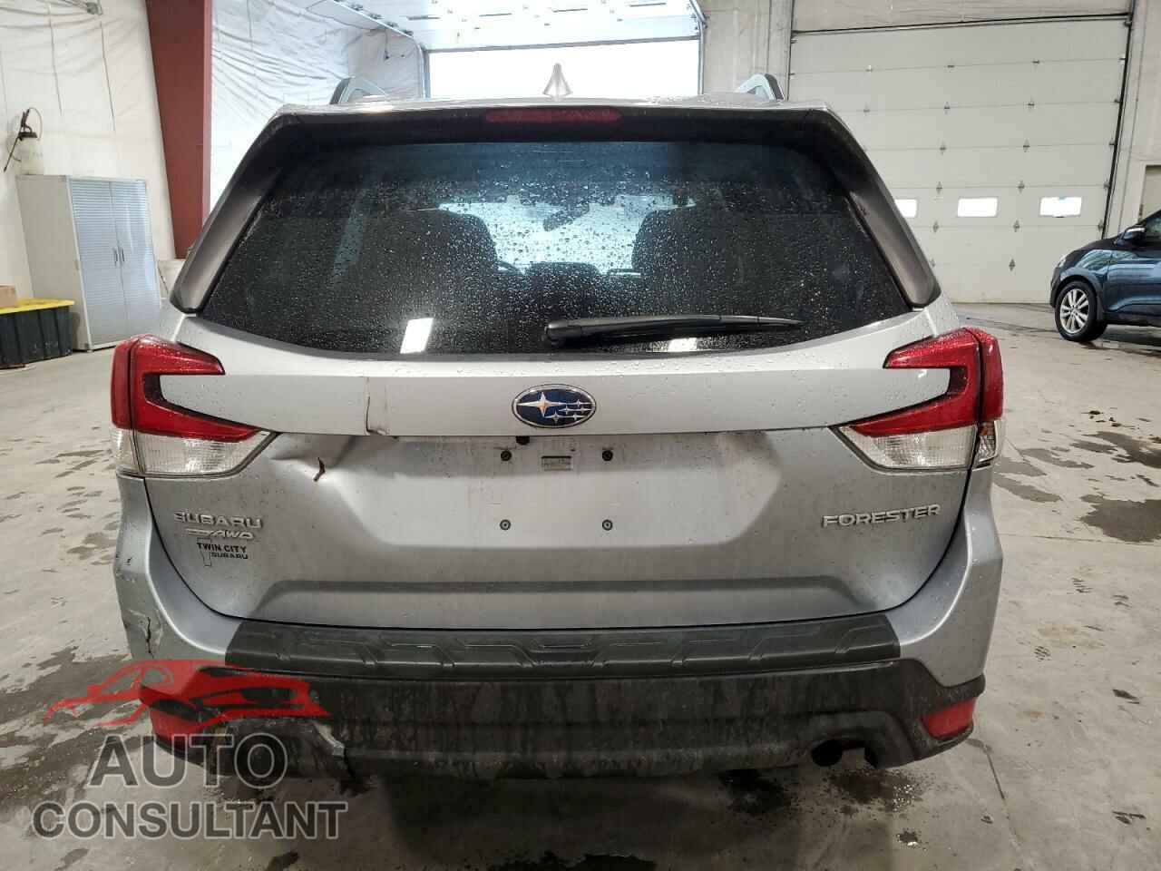 SUBARU FORESTER 2019 - JF2SKAEC3KH553551
