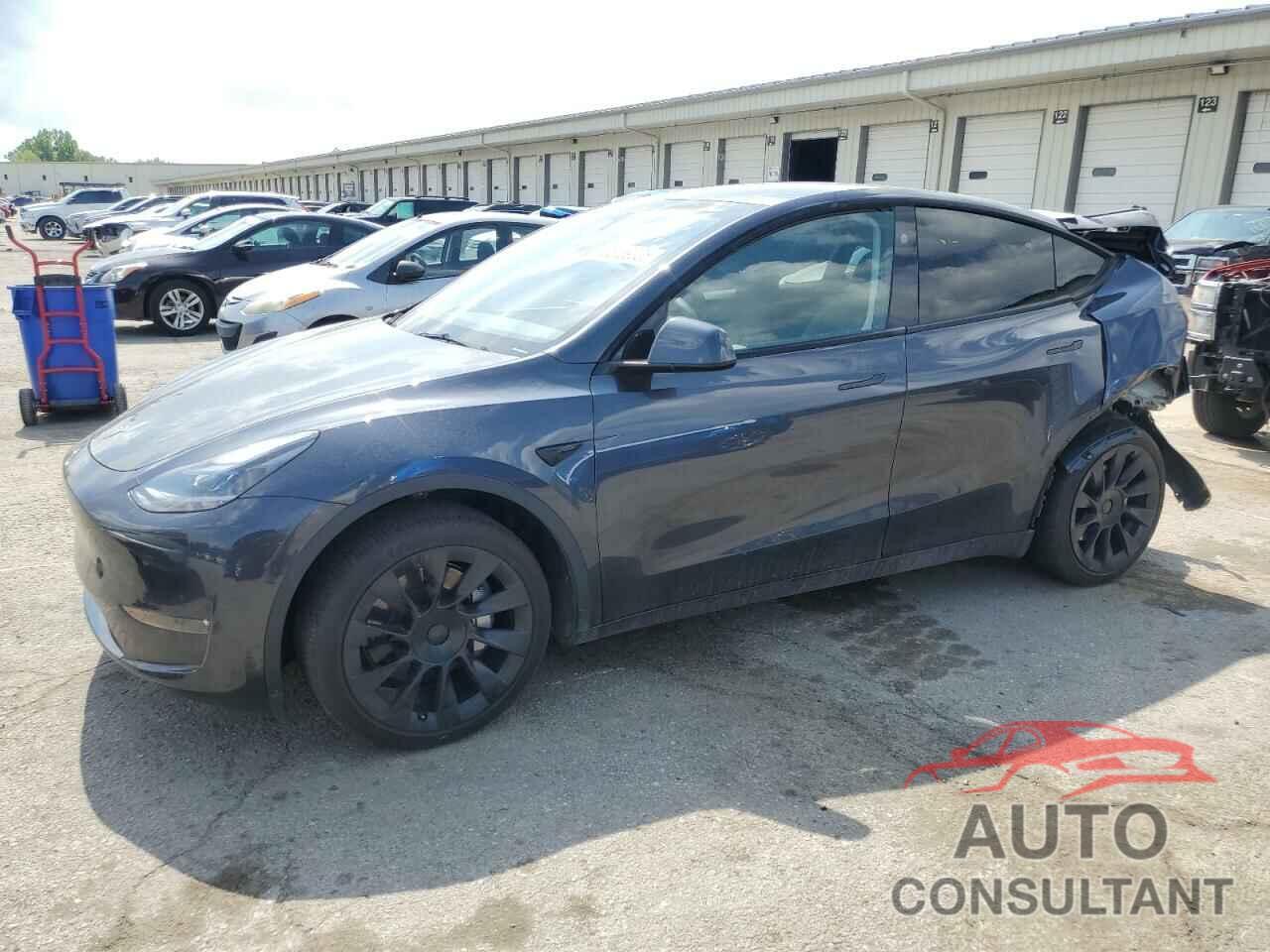 TESLA MODEL Y 2024 - 7SAYGDEE1RA234222