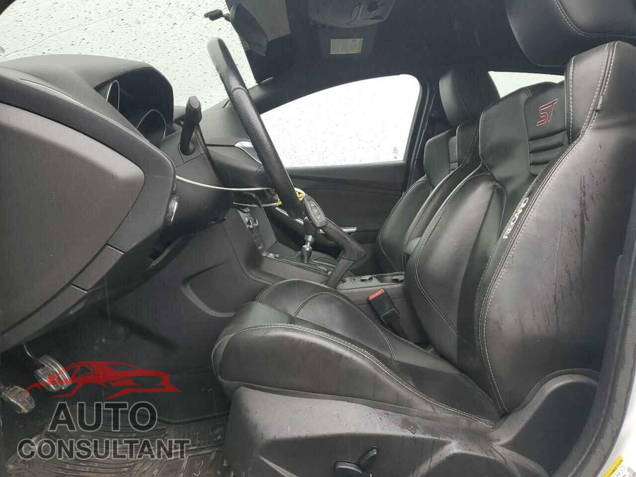 FORD FOCUS 2014 - 1FADP3L90EL179838