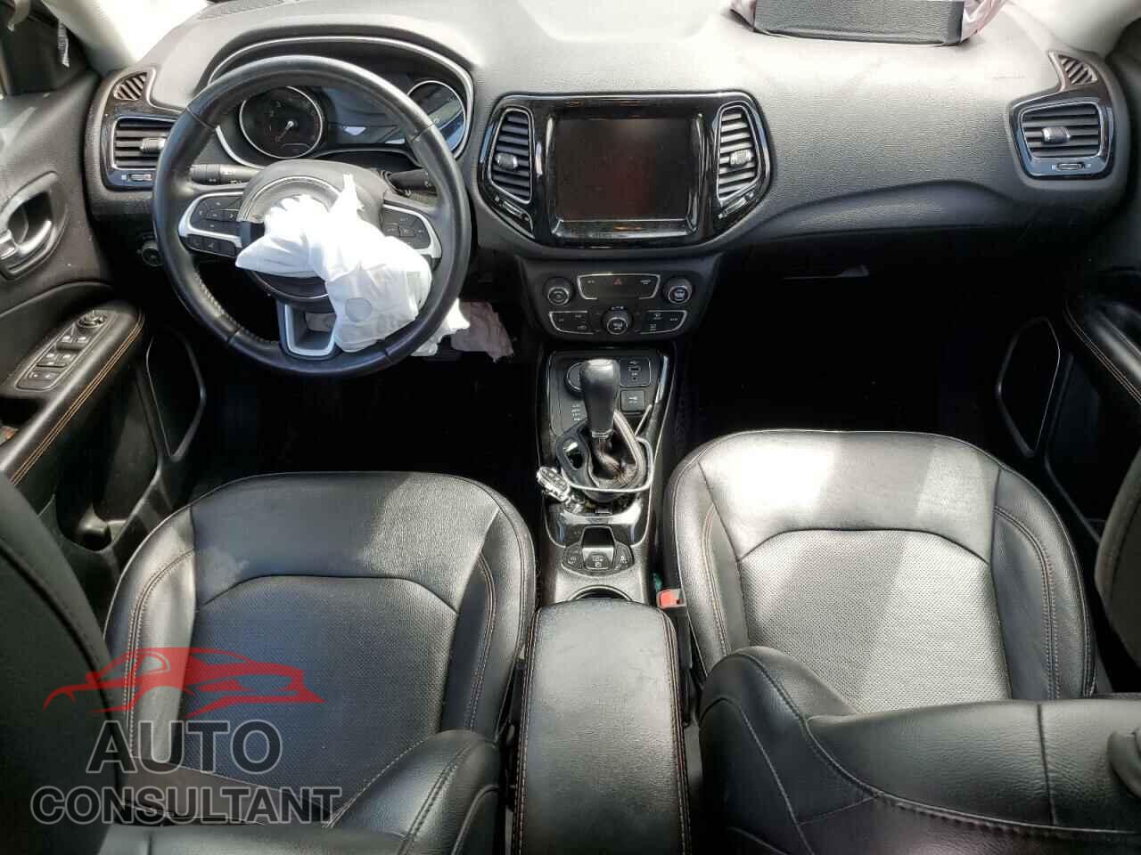 JEEP COMPASS 2019 - 3C4NJDCB3KT754491