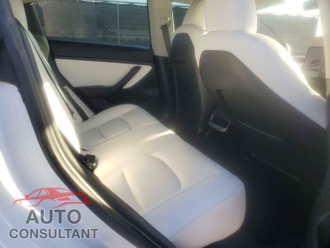 TESLA MODEL 3 2020 - 5YJ3E1EA8LF615956