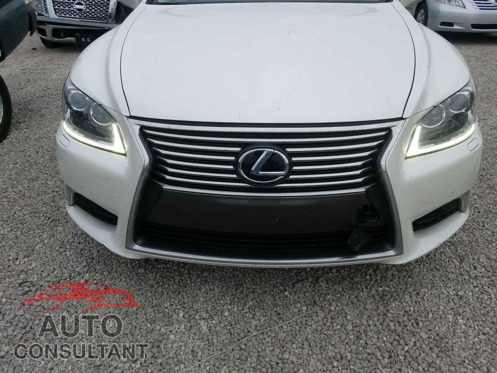 LEXUS LS460 2017 - JTHBL5EF9H5144055