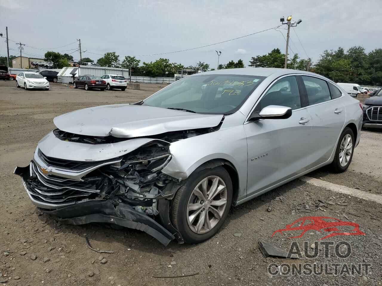 CHEVROLET MALIBU 2020 - 1G1ZD5ST8LF052471