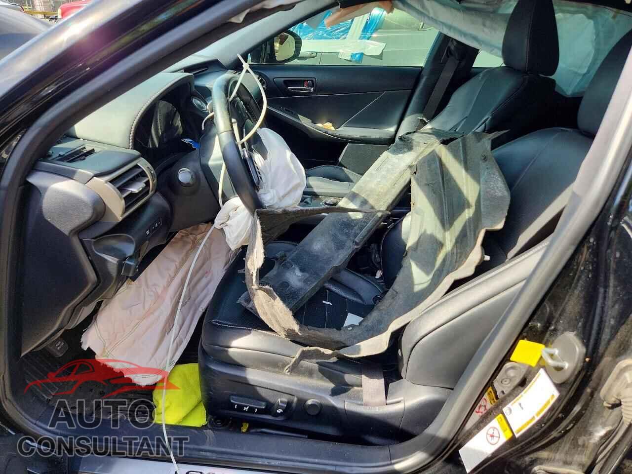 LEXUS IS 2014 - JTHCF1D22E5013080