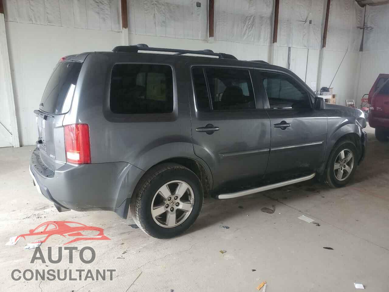 HONDA PILOT 2011 - 5FNYF4H61BB040724