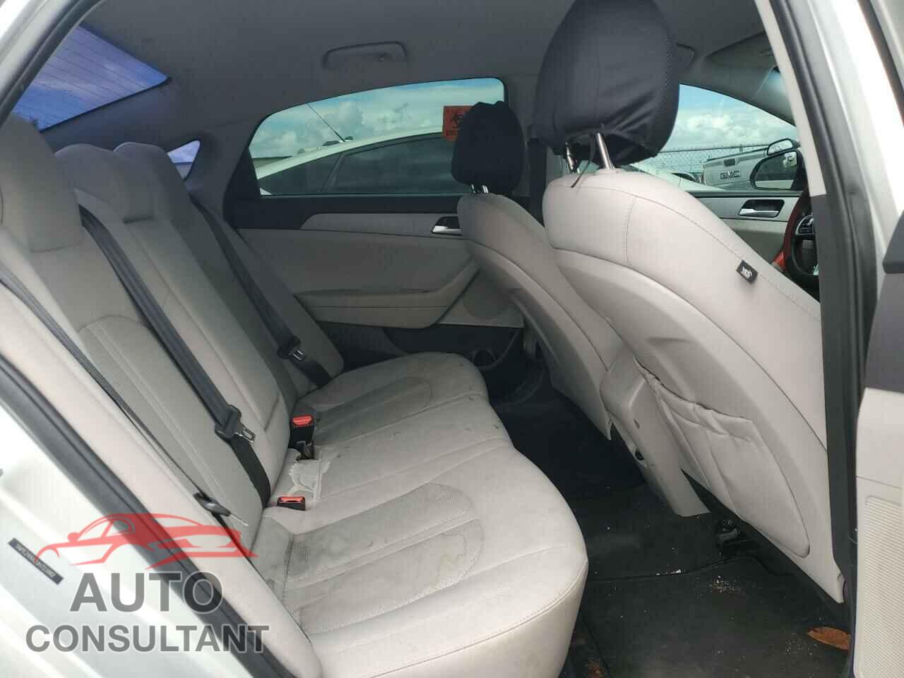HYUNDAI SONATA 2018 - 5NPE24AA2JH723982