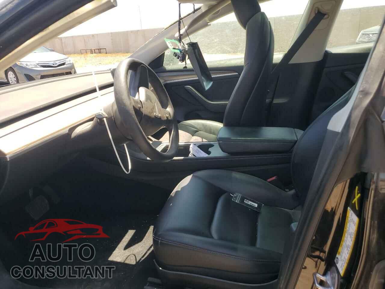 TESLA MODEL 3 2022 - 5YJ3E1EB3NF305077