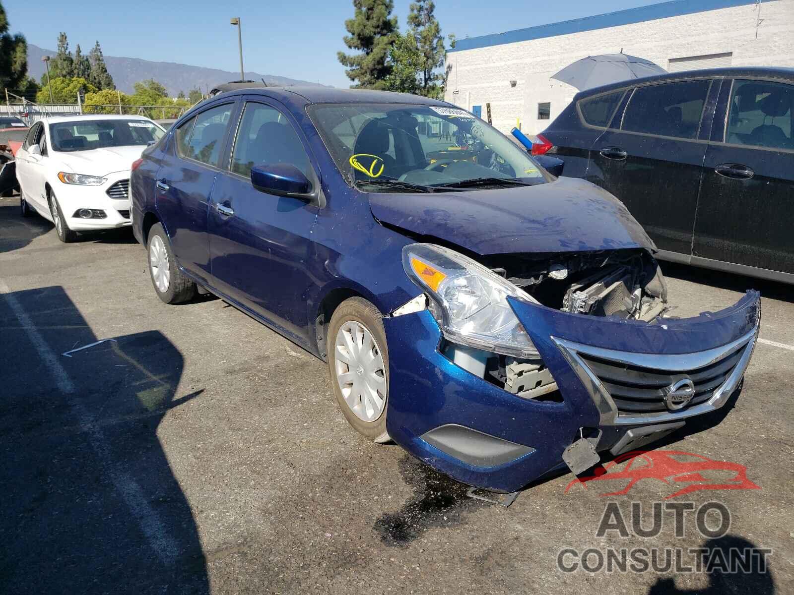 NISSAN VERSA 2018 - 3N1CN7AP1JL800414