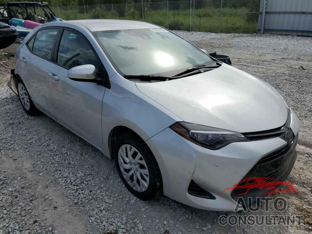 TOYOTA COROLLA 2018 - 5YFBURHE4JP743060