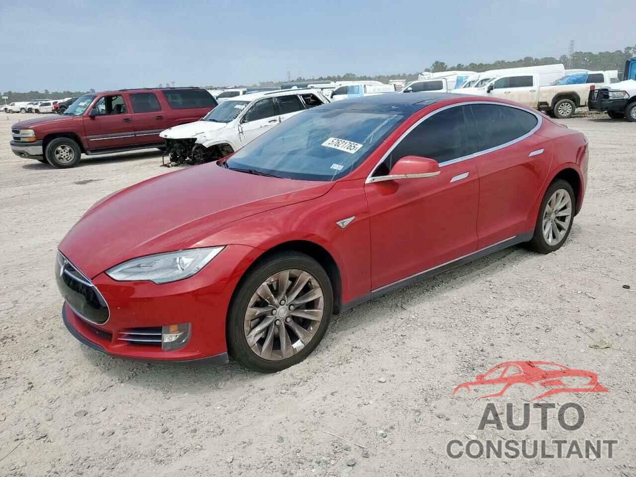 TESLA MODEL S 2013 - 5YJSA1DP0DFP18903